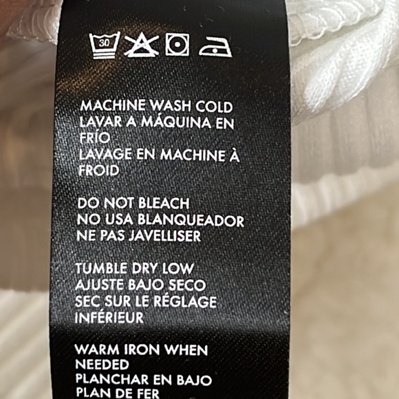 NWT Soncy Womens White Short Sleeve Top with Shoulder Grommets SIZE 0X PLUS SIZE - Picture 4 of 9